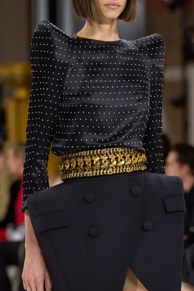 Look 93